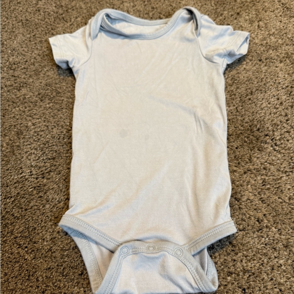 Kyte Baby short sleeve bodysuit bundle - Picture 8 of 9